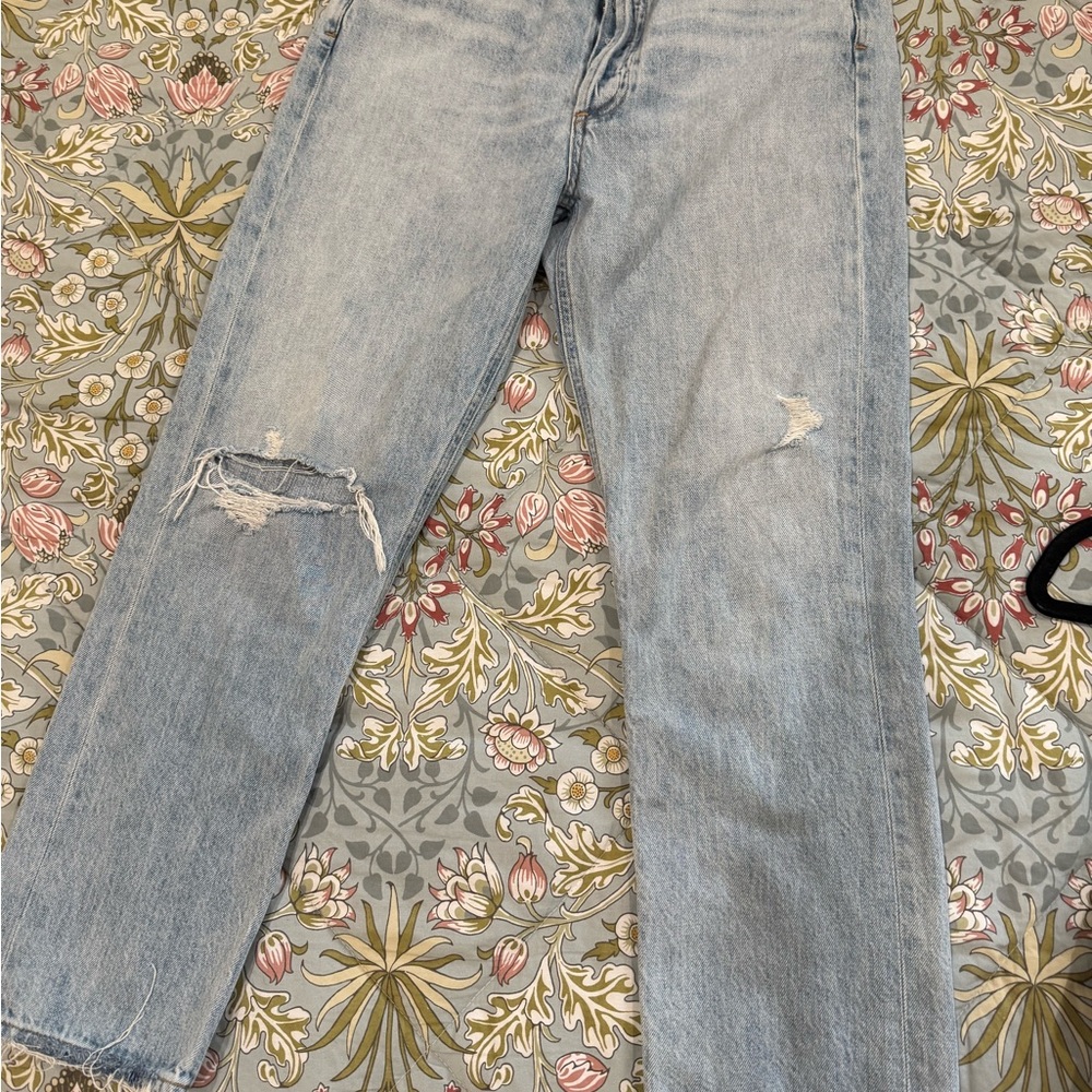 Agolde Riley High Rise Jeans- Light Wash - Picture 4 of 6